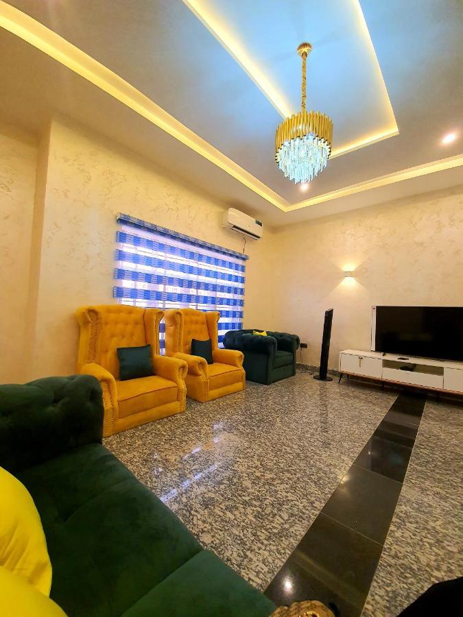 Greys House 19 Airport Hotel Abudża Zewnętrze zdjęcie