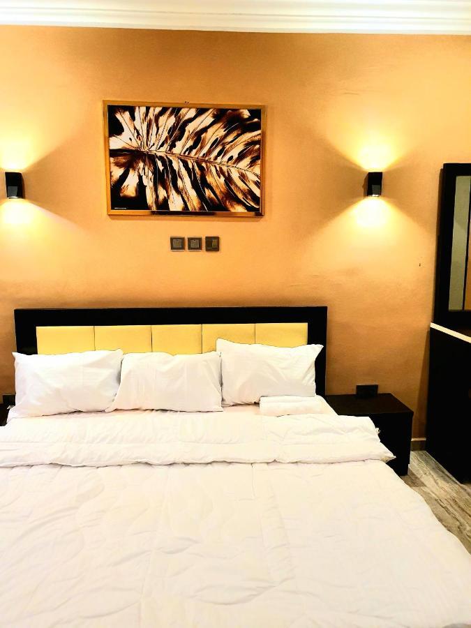 Greys House 19 Airport Hotel Abudża Zewnętrze zdjęcie