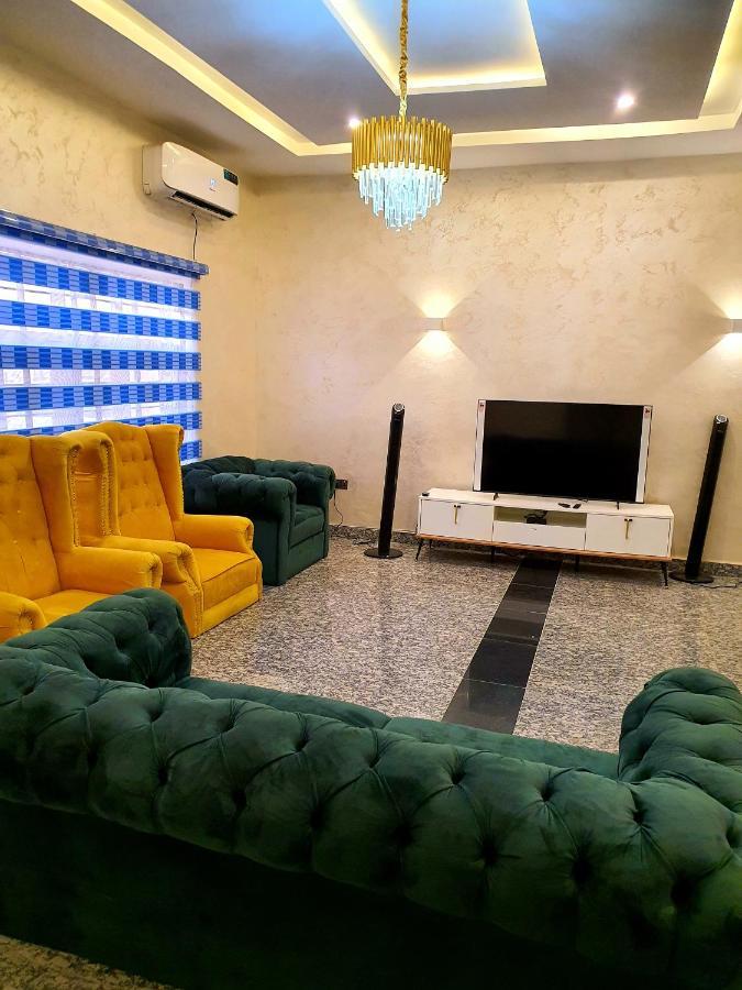 Greys House 19 Airport Hotel Abudża Zewnętrze zdjęcie